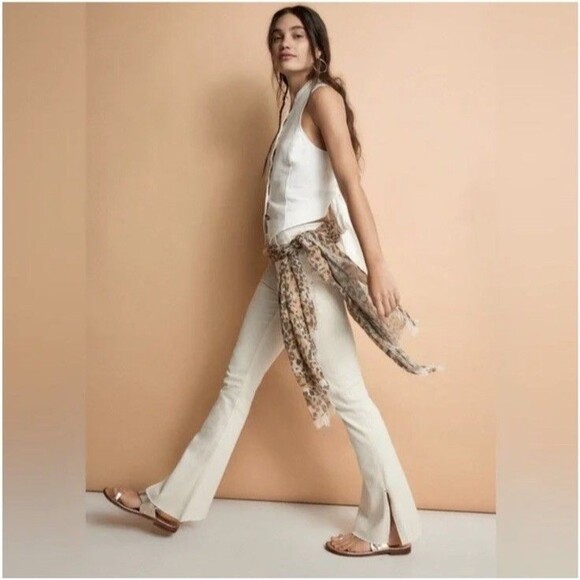 New FREE PEOPLE We The Free Level Up Slit Flare Jeans $98 SIZE 27 Bone - Picture 4 of 13